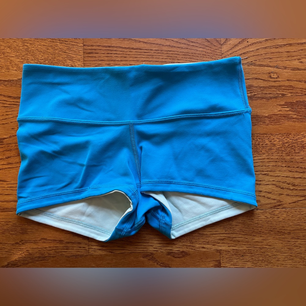 Lululemon Womens Reversible Short Shorts